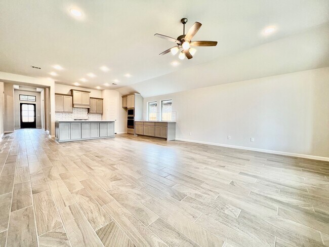 Foto del edificio - 1351 Park Path Dr