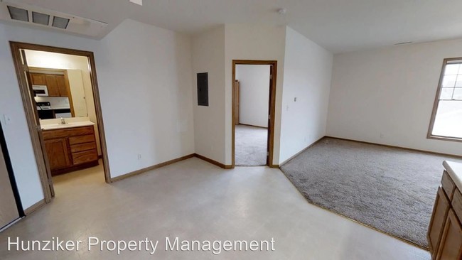 Building Photo - 2810 Stange Rd