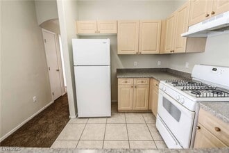 Building Photo - 8816 Roping Rodeo Ave