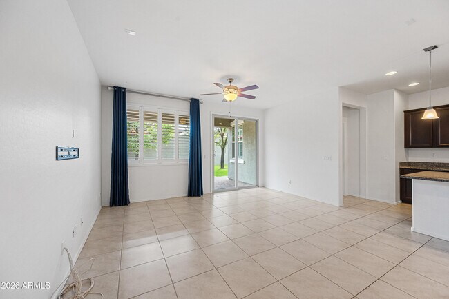 Foto del edificio - 2543 W Arroyo Way