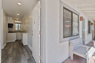 Building Photo - 620 Sudderth Dr