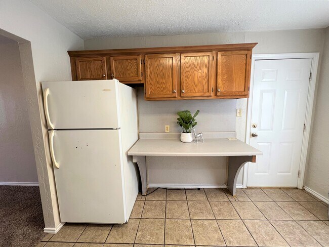 Foto del edificio - 1107 NW Bell Ave