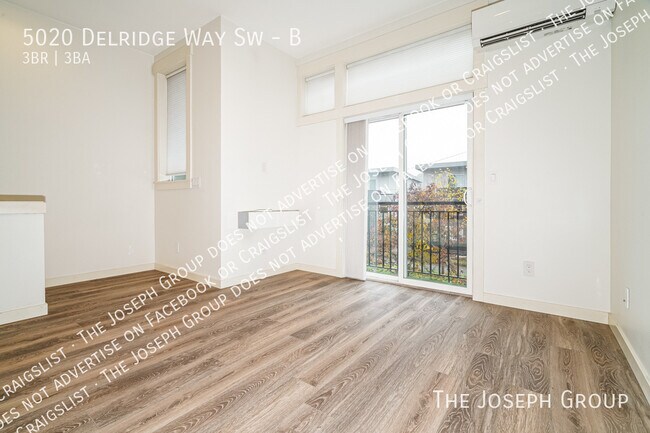 Foto del edificio - 5020 Delridge Wy SW