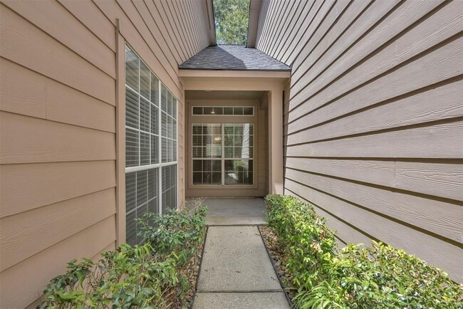 Building Photo - 71 Alderon Woods Pl