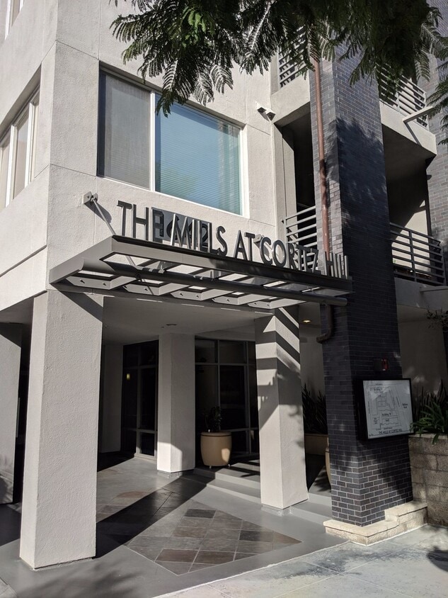 Primary Photo - 2 Bed/2 Bath Condo in Downtown San Diego