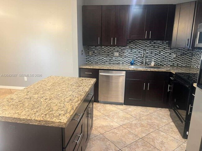 Foto del edificio - 2825 SW 127th Way