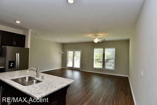 Foto del edificio - 3 br, 2.5 bath House - 88 Ainsdale Drive