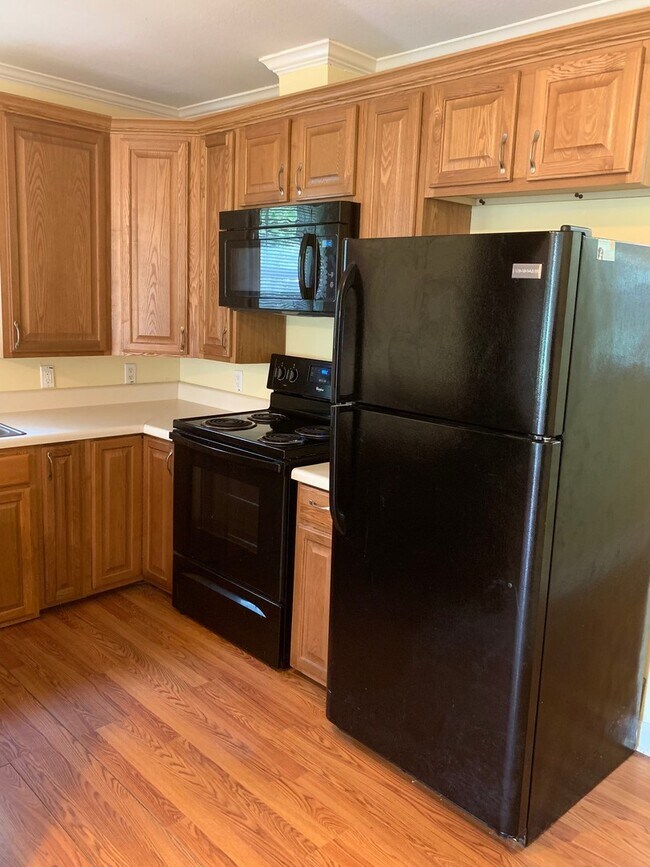 Foto del edificio - GAUTIER, MISSISSIPPI - Charming 2 bedroom 1 bath cottage.