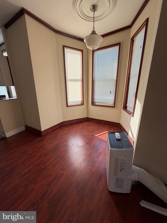 Building Photo - 2735 W North Ave