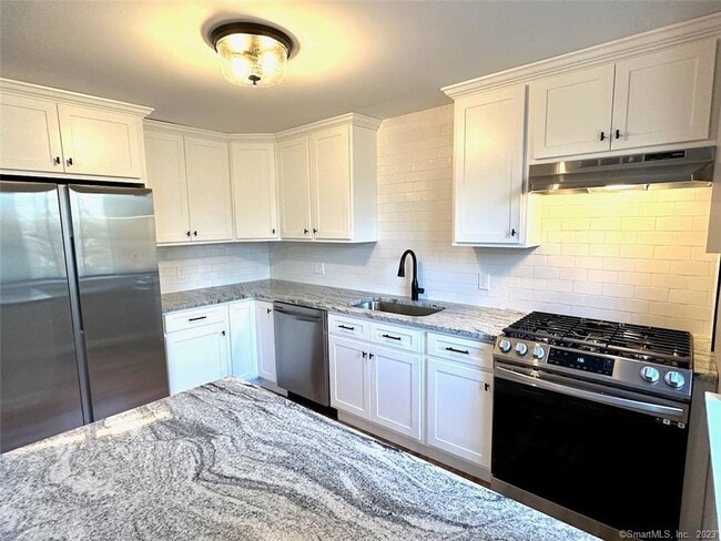 Building Photo - 26 Conestoga Way