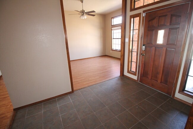 Building Photo - 308 Wilmington Cir