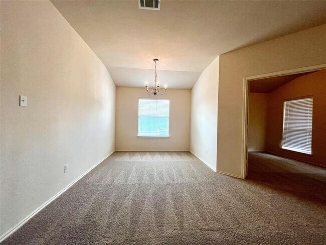 Building Photo - 327 Paddington Dr