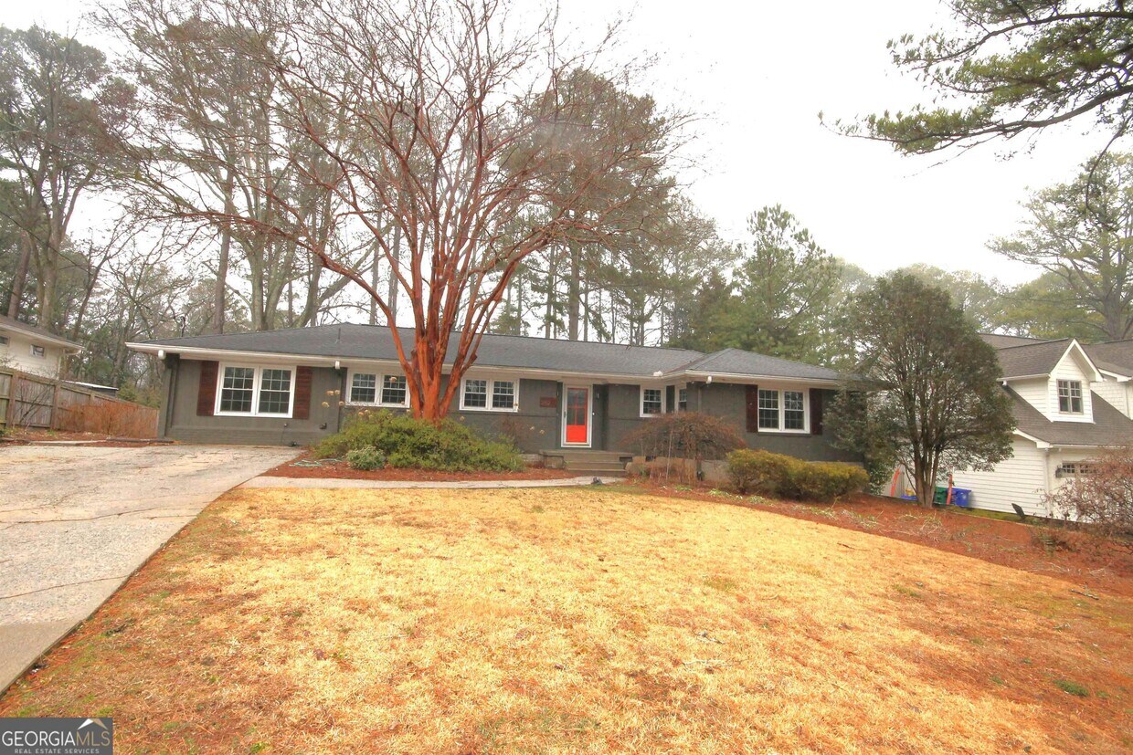 Primary Photo - 2152 Tanglewood Rd