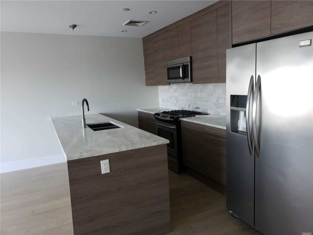 Foto del edificio - 160 Beach 6th St