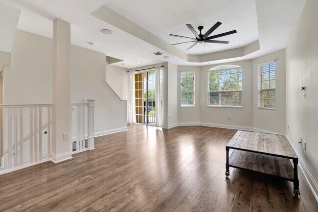 Foto del edificio - 2562 Gardens Pkwy