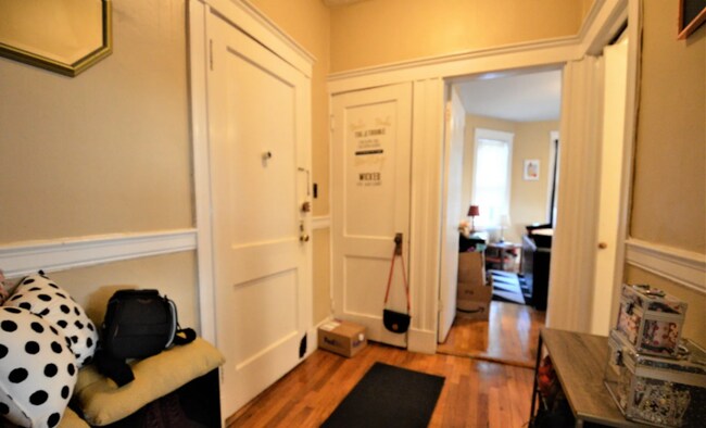 Foto del edificio - 319 Allston St