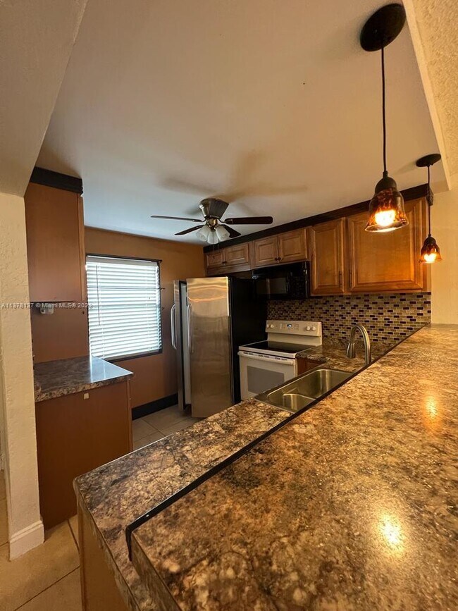 7305 NW 4th Pl Unit 108, Margate, FL 33063 Condo for Rent in Margate