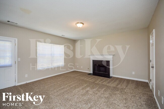 Foto del edificio - 170 Capeton Ct