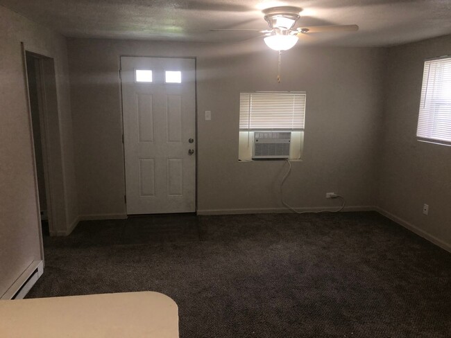 Building Photo - Cute 2 Bedroom for rent in Hurst