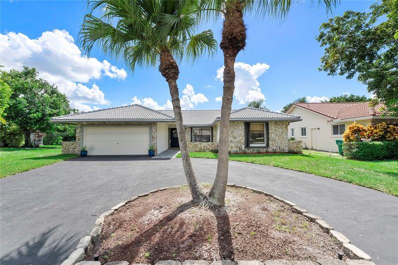 Foto principal - 11362 NW 3rd Pl