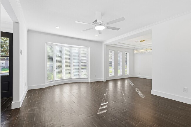 Foto del edificio - 2410 Del Norte St