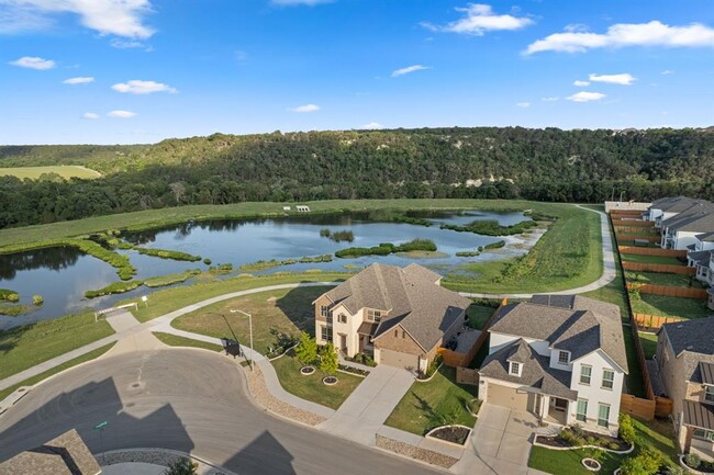 Foto del edificio - 3432 Belted Galloway St