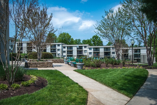 Leasing Office Left - Ashley Apartments