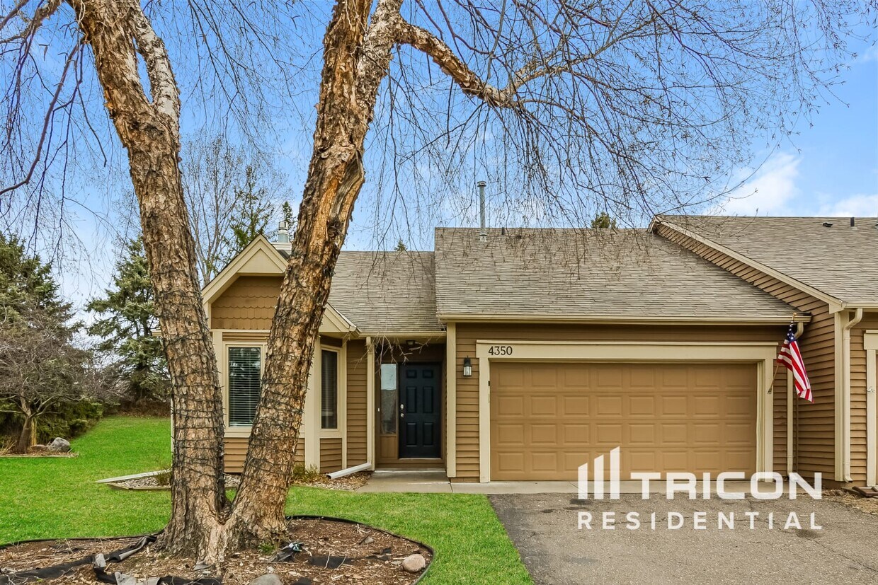 Foto principal - 4350 Thornhill Ln
