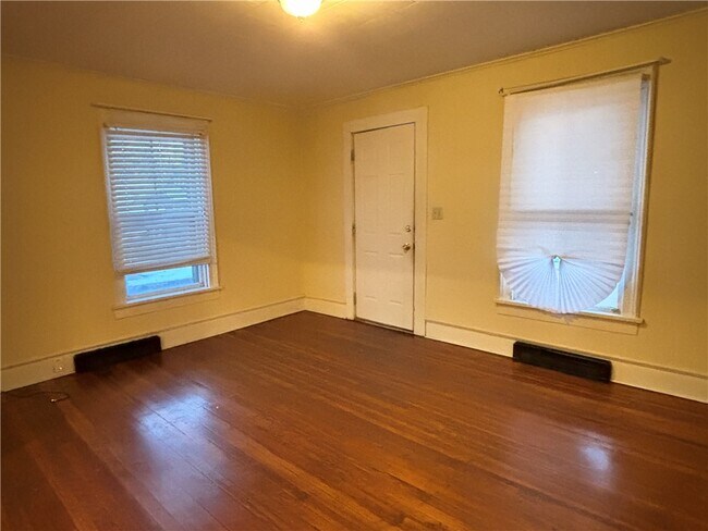 Foto del edificio - 10 Columbia St