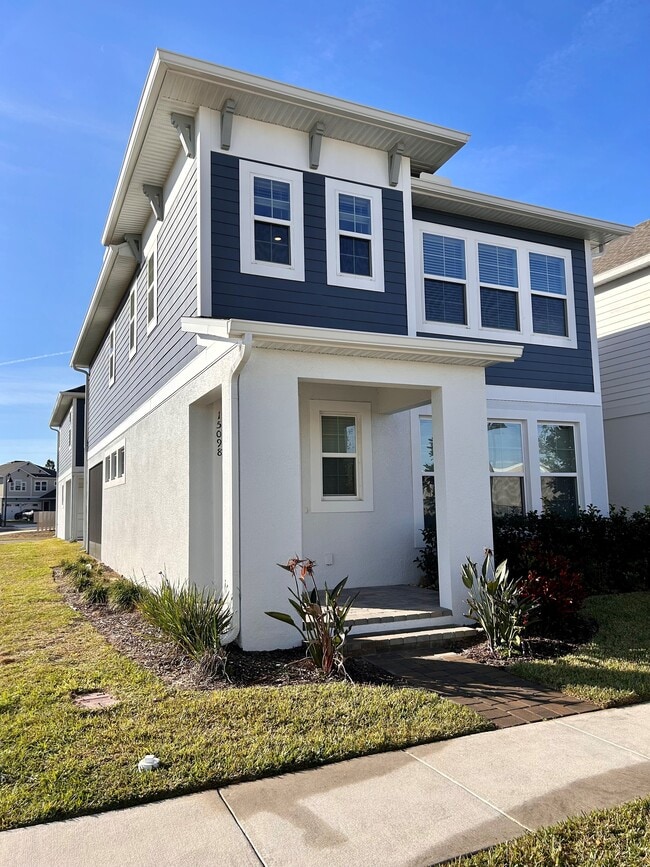 Building Photo - 15098 Lebeau Loop