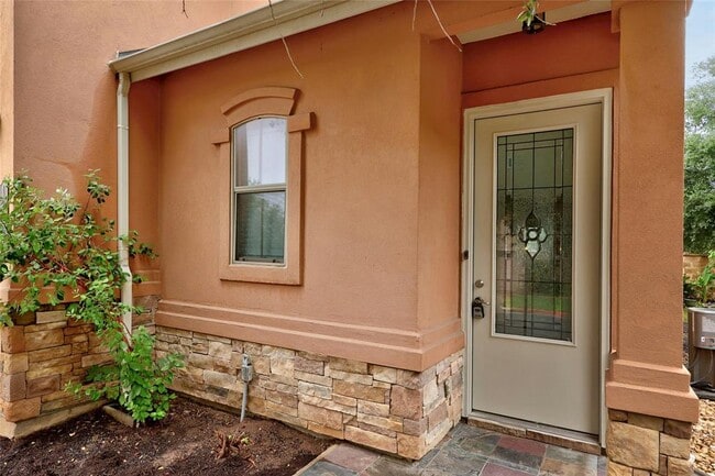 Foto del edificio - 12804 Cape May Ln