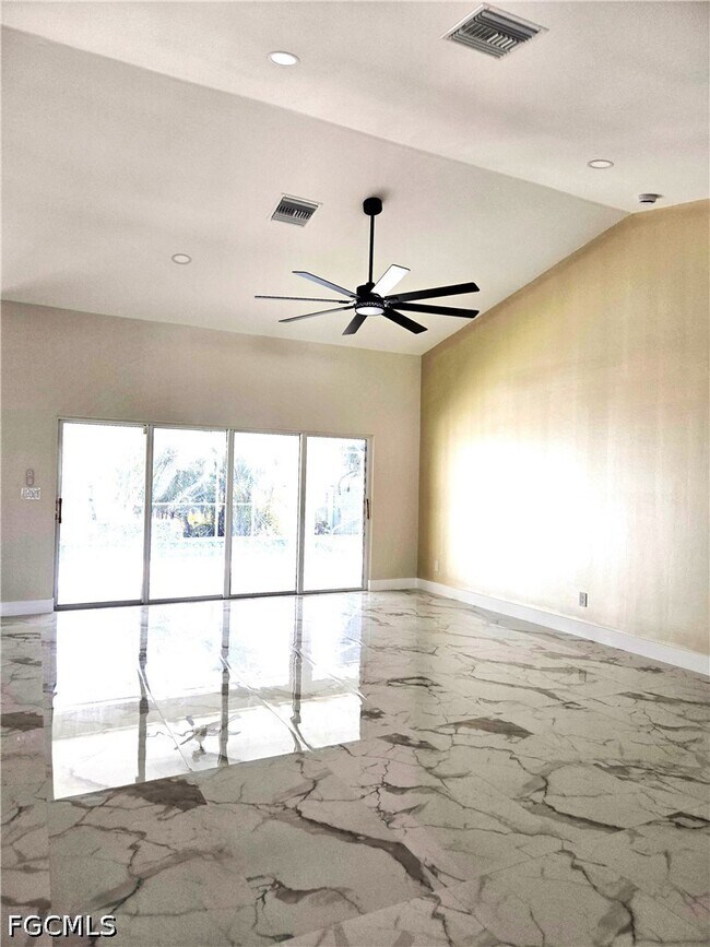 Foto del edificio - 1918 SW 29th Terrace