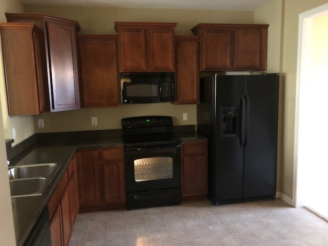Foto del edificio - Townhouse in Gated Community-Summerville