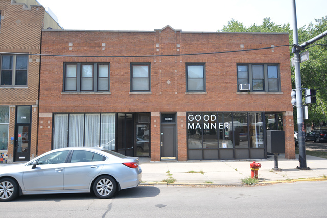 Building Photo - 1609 W Grace St