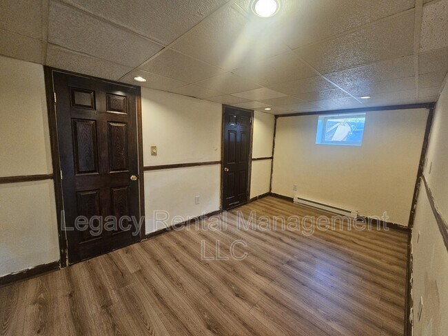 Foto del edificio - 533 W Shawnee Ave