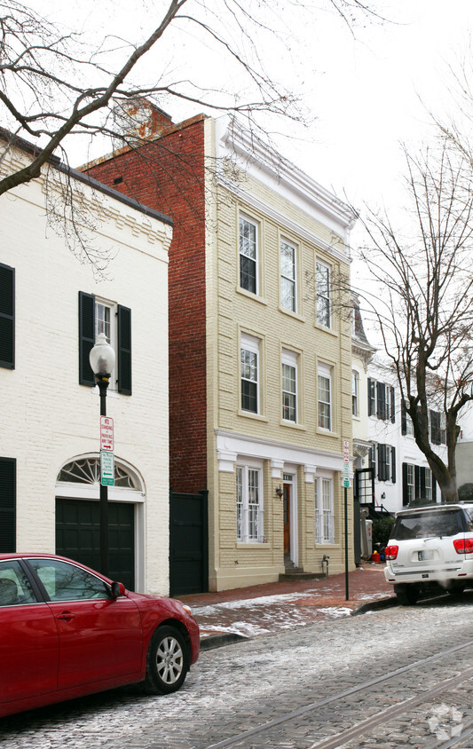 Building Photo - 3306 P St NW