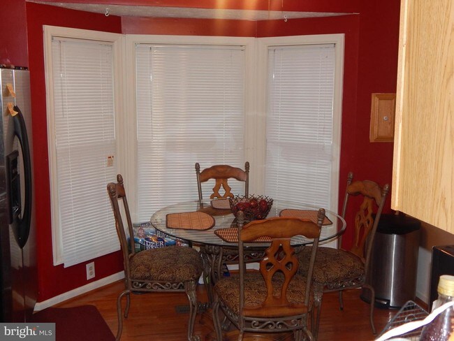 Building Photo - 8553 Paragon Ct