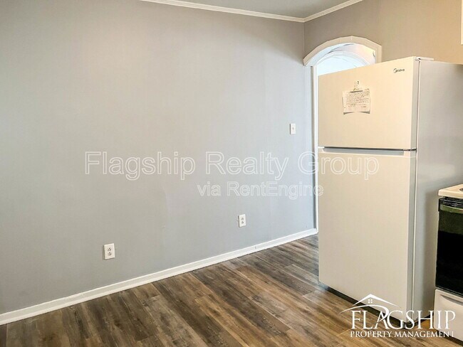Foto del edificio - 122 Blaire Ln