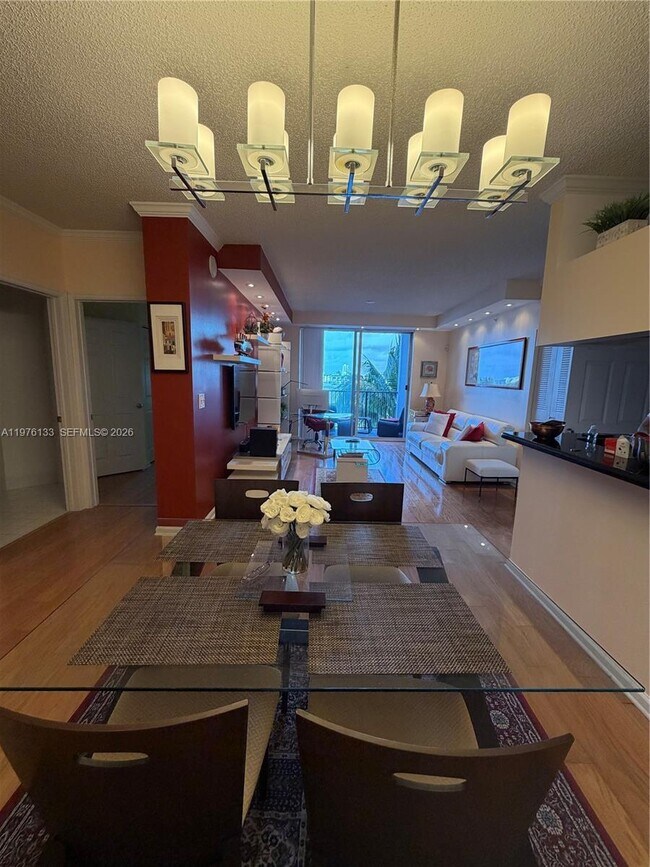 Foto del edificio - 17100 N Bay Rd