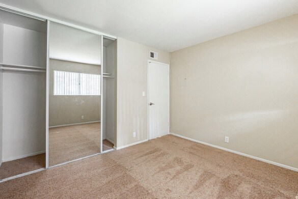 Foto del edificio - 861 Glencliff St