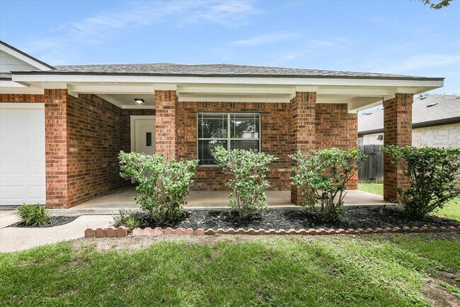 Foto del edificio - 2112 Mir Woods Dr