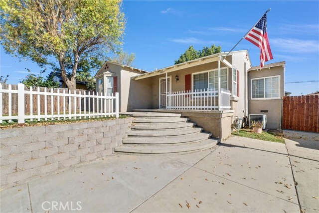 Building Photo - 4424 Lugo Ave