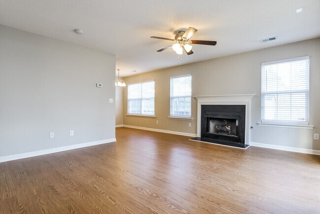 Foto del edificio - 6029 Silkwater Ct