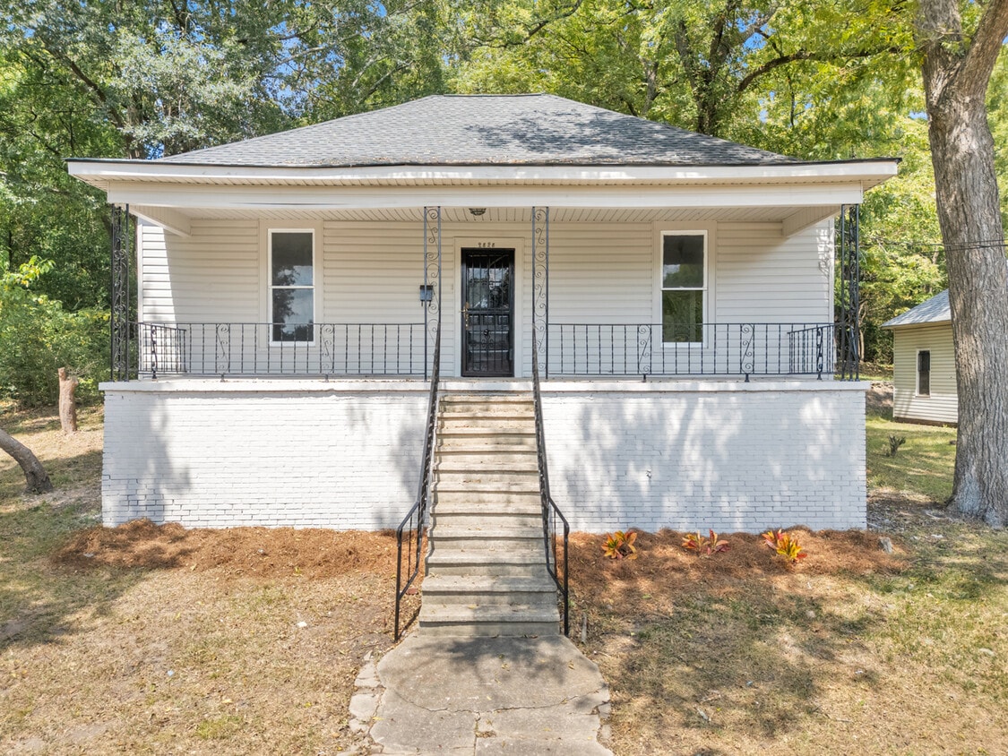 Primary Photo - 2828 24th Street Ensley