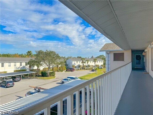 Foto del edificio - 3250 Cypress Glen Way