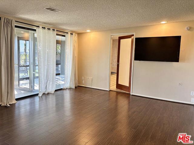 Building Photo - 16312 Itasca St