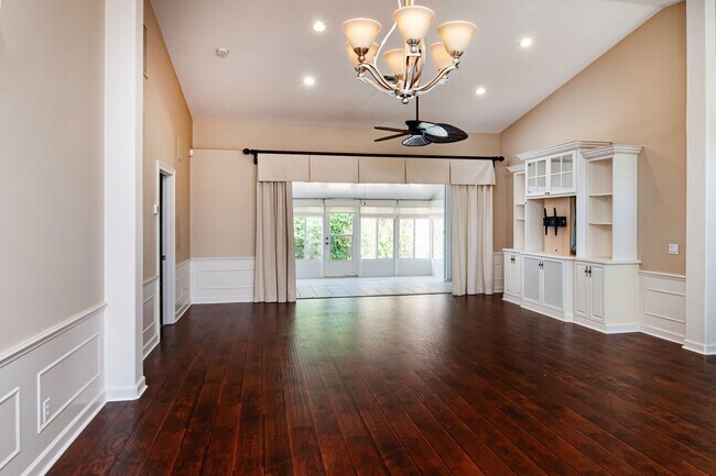 Foto del edificio - 710 Timber Ridge Trail SW