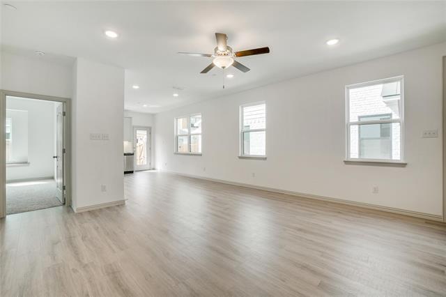 Foto del edificio - 1217 Lamar Dr