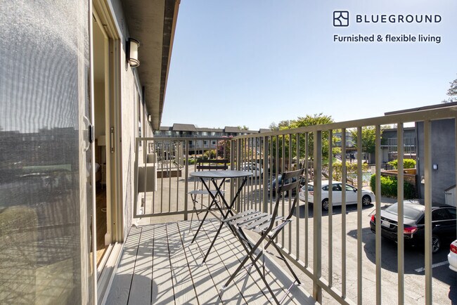 Building Photo - 234 Escuela Ave