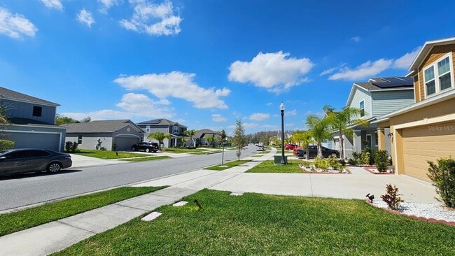 Building Photo - 4353 Desert Rose Ave